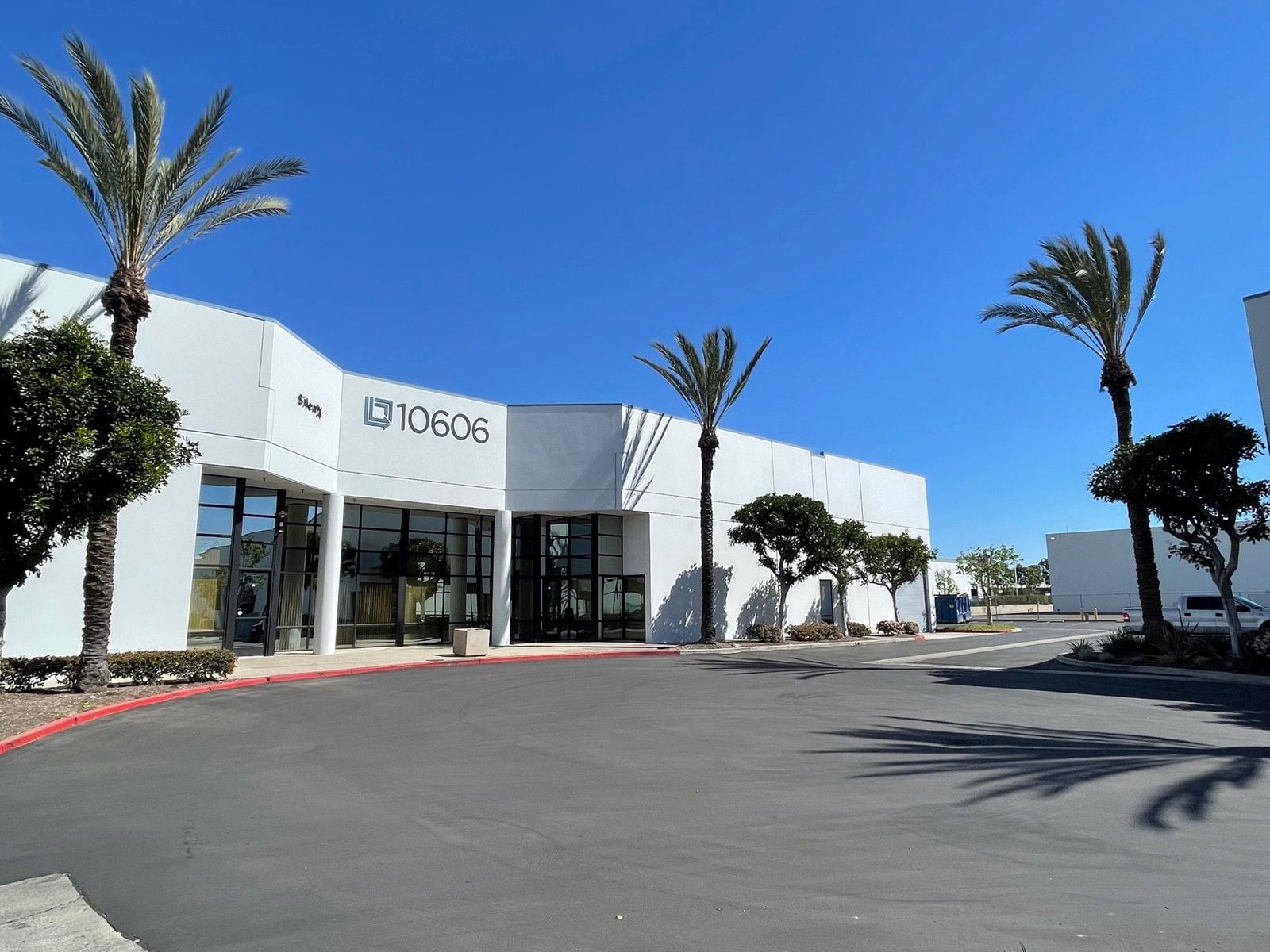 New 10606 Shoemaker Ave