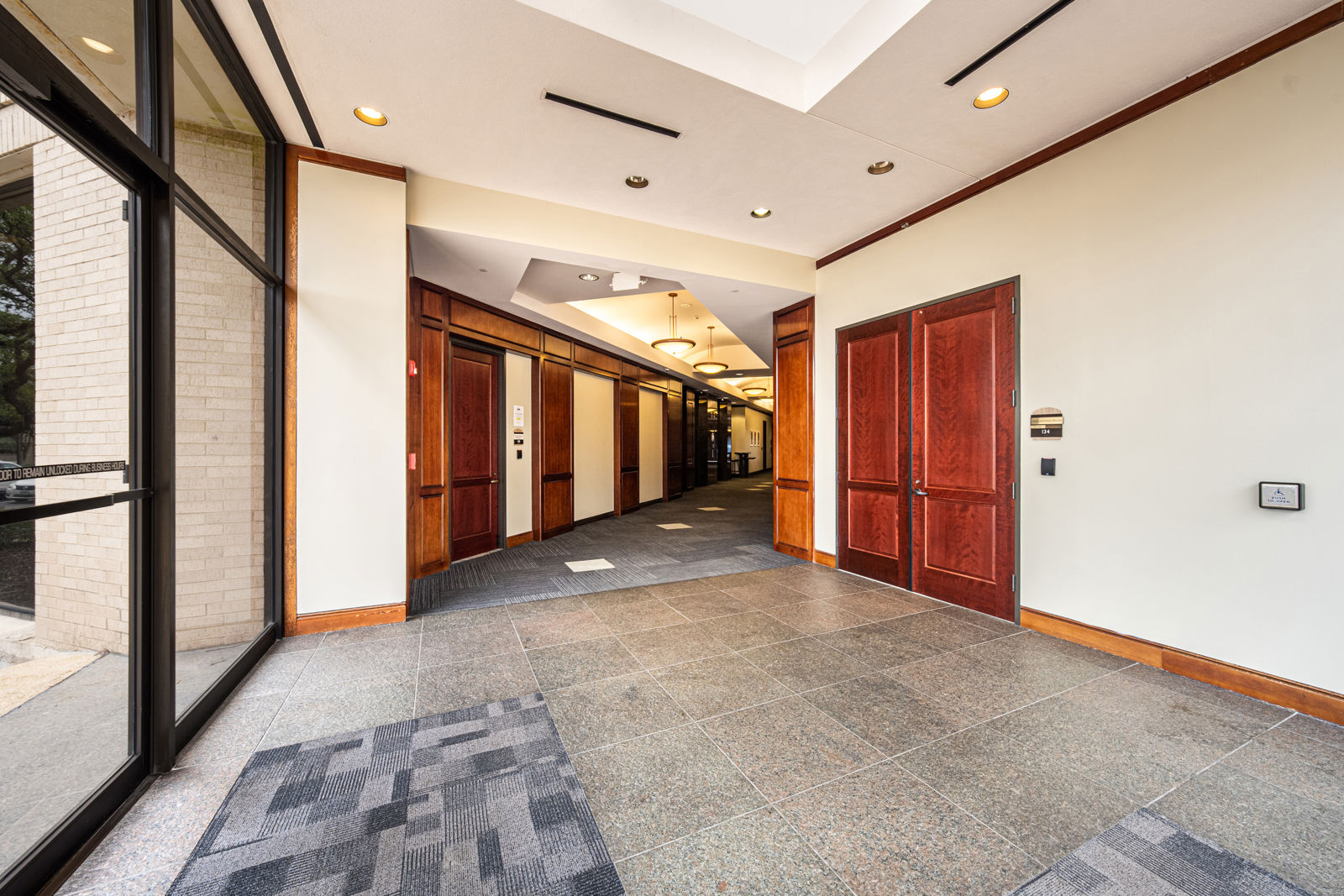 2700 Northeast Interstate 410 Loop - Image 3