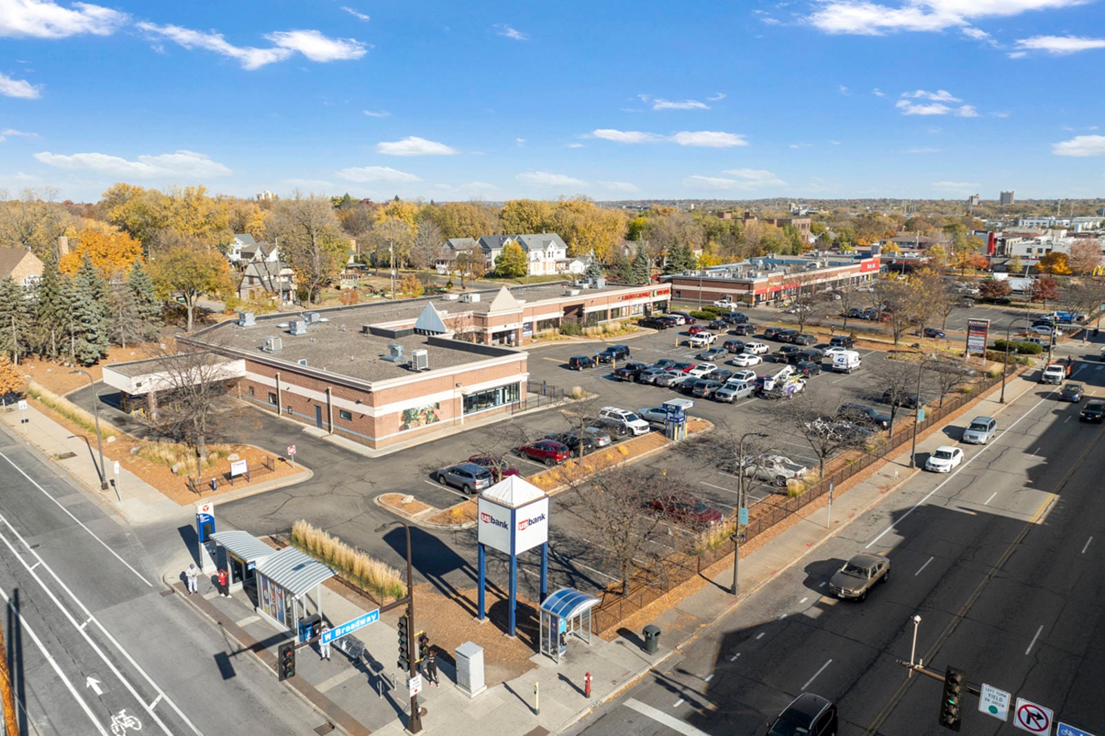 1000 W Broadway Minneapolis, MN 55411-05