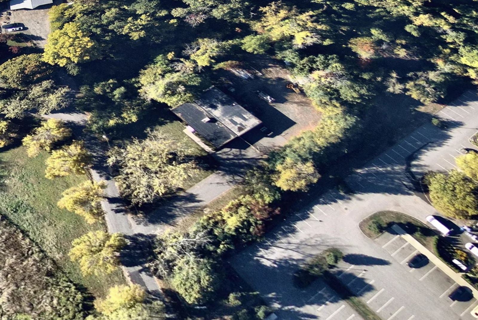 28 Round Hill Road_aerial