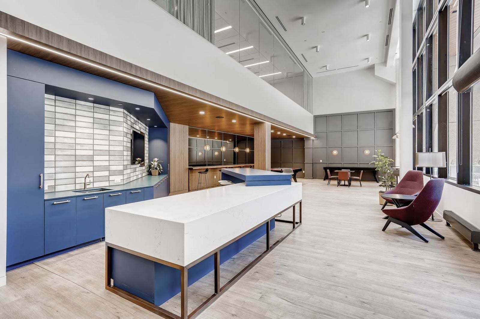 1401 17th St Denver CO 80202-large-011-054-Suite-1500x1000-72dpi