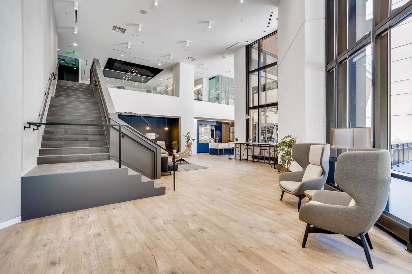 1401 17th St Denver CO 80202-large-025-031-Suite-1500x1000-72dpi