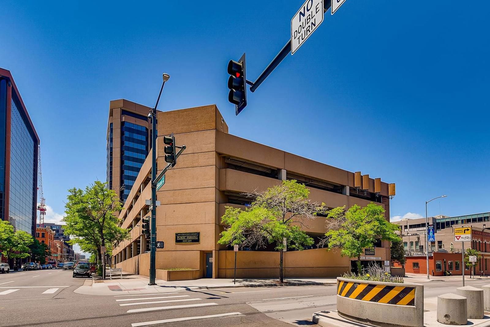 1401 17th St Denver CO 80202-large-060-064-Garage-1499x1000-72dpi
