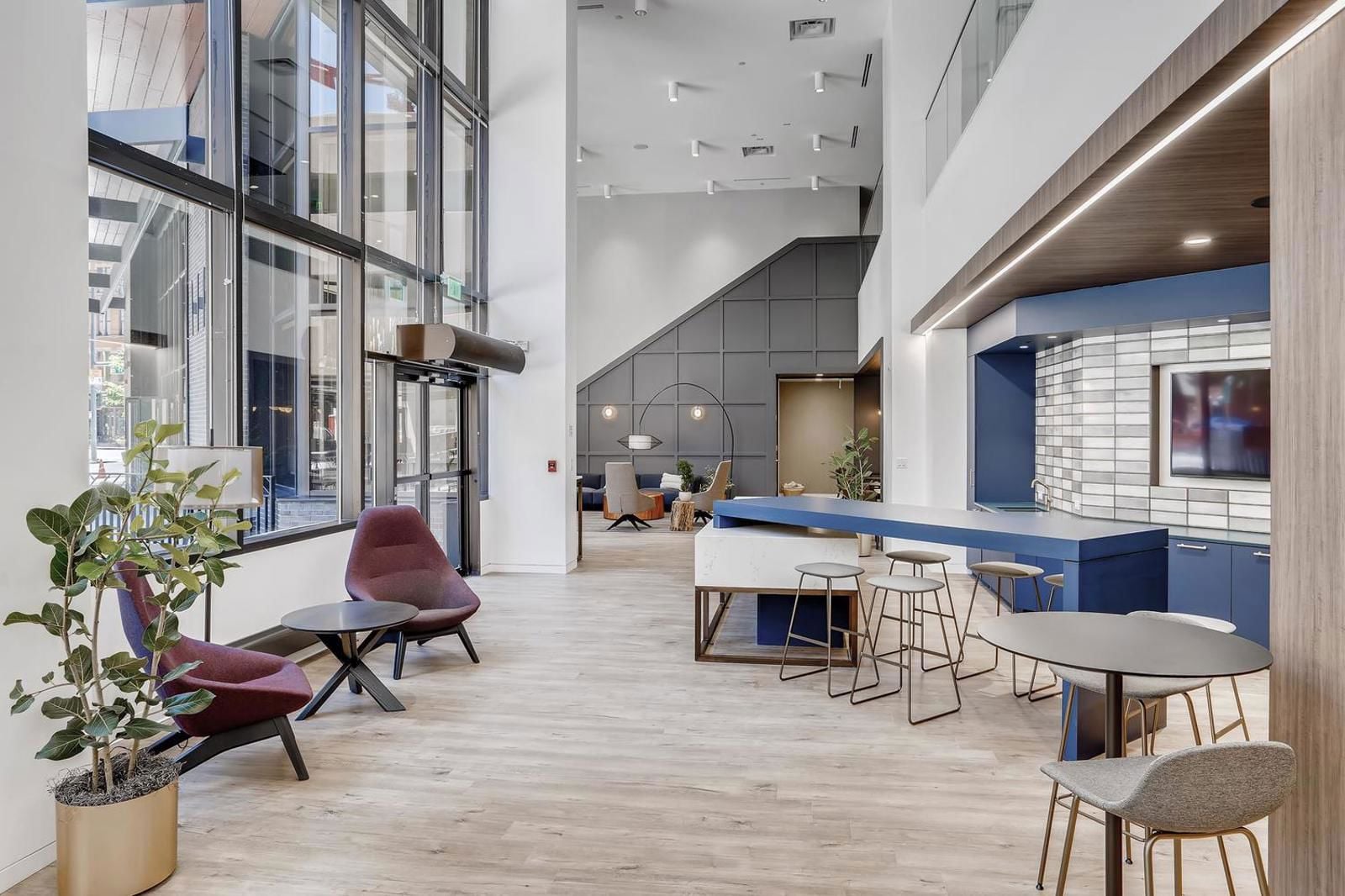 1401 17th St Denver CO 80202-large-017-052-Suite-1500x1000-72dpi