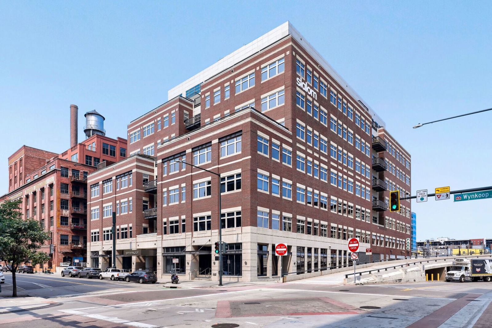 1899 Wynkoop Street - Web Quality - 002 - 02 Exterior Front
