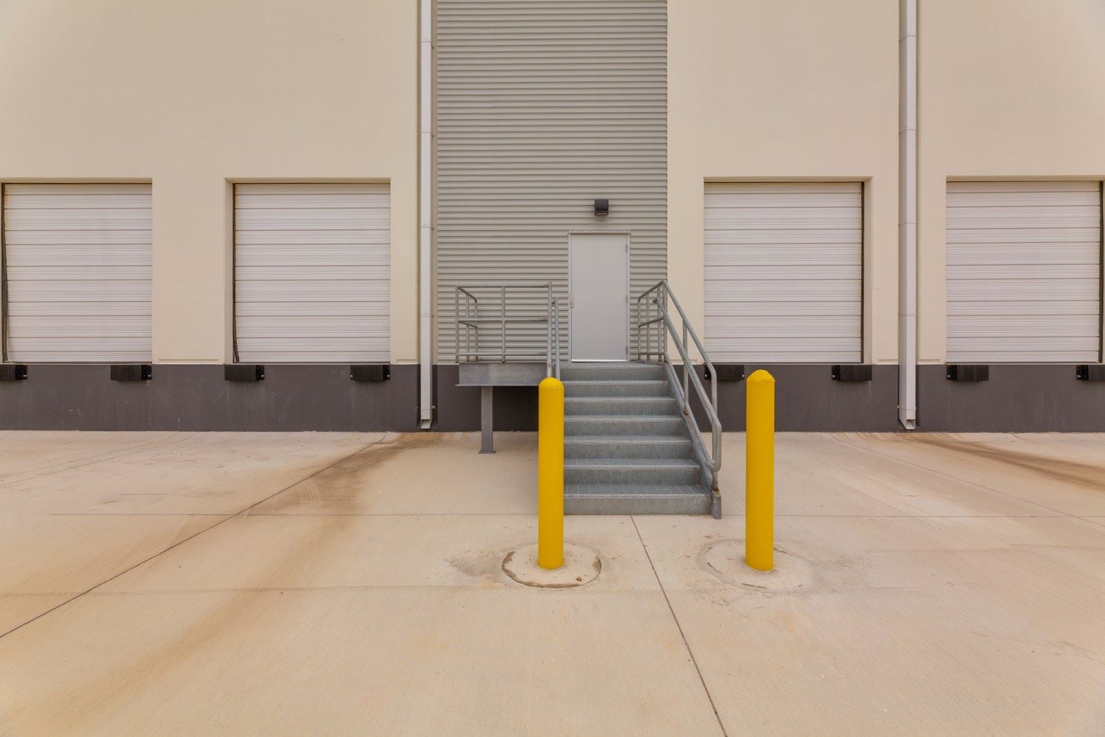 CrossPoint - Bldg 3 - Truck Court 4