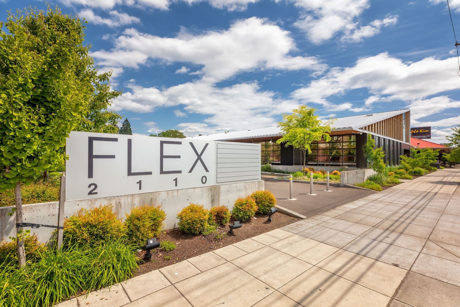 FLEX_Building_001