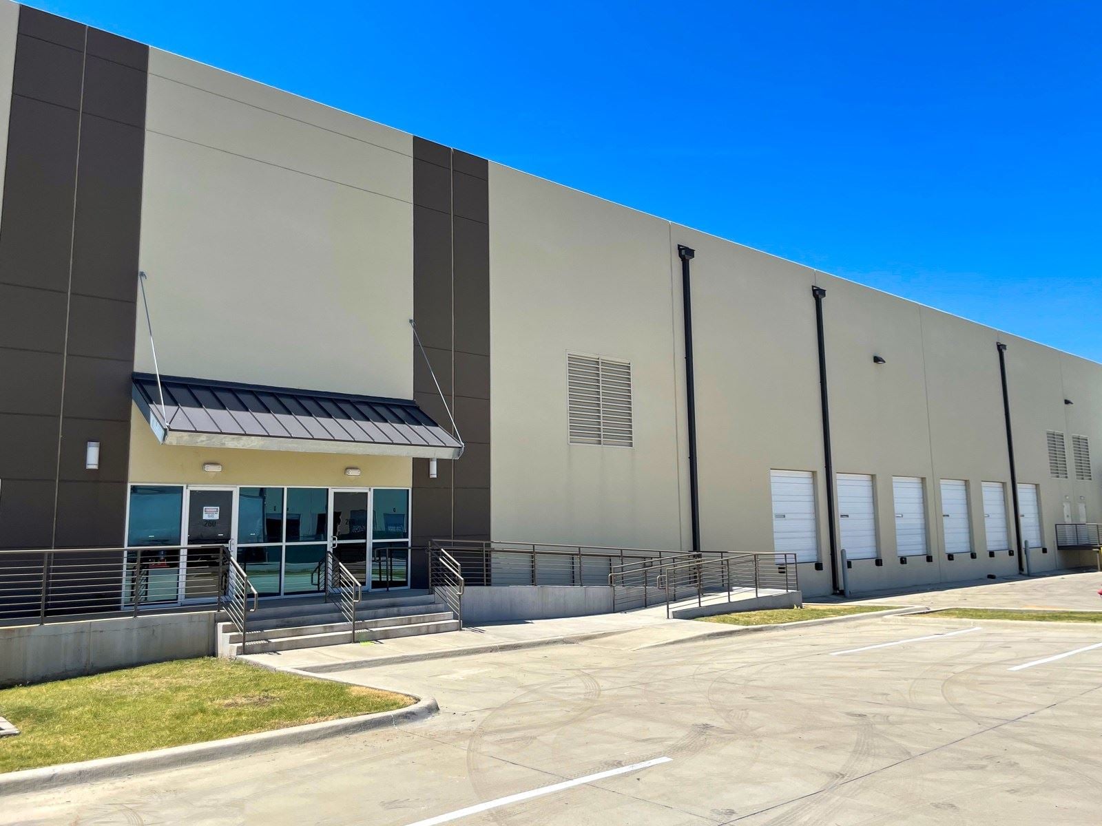 1500 North Western Boulevard - Image 4