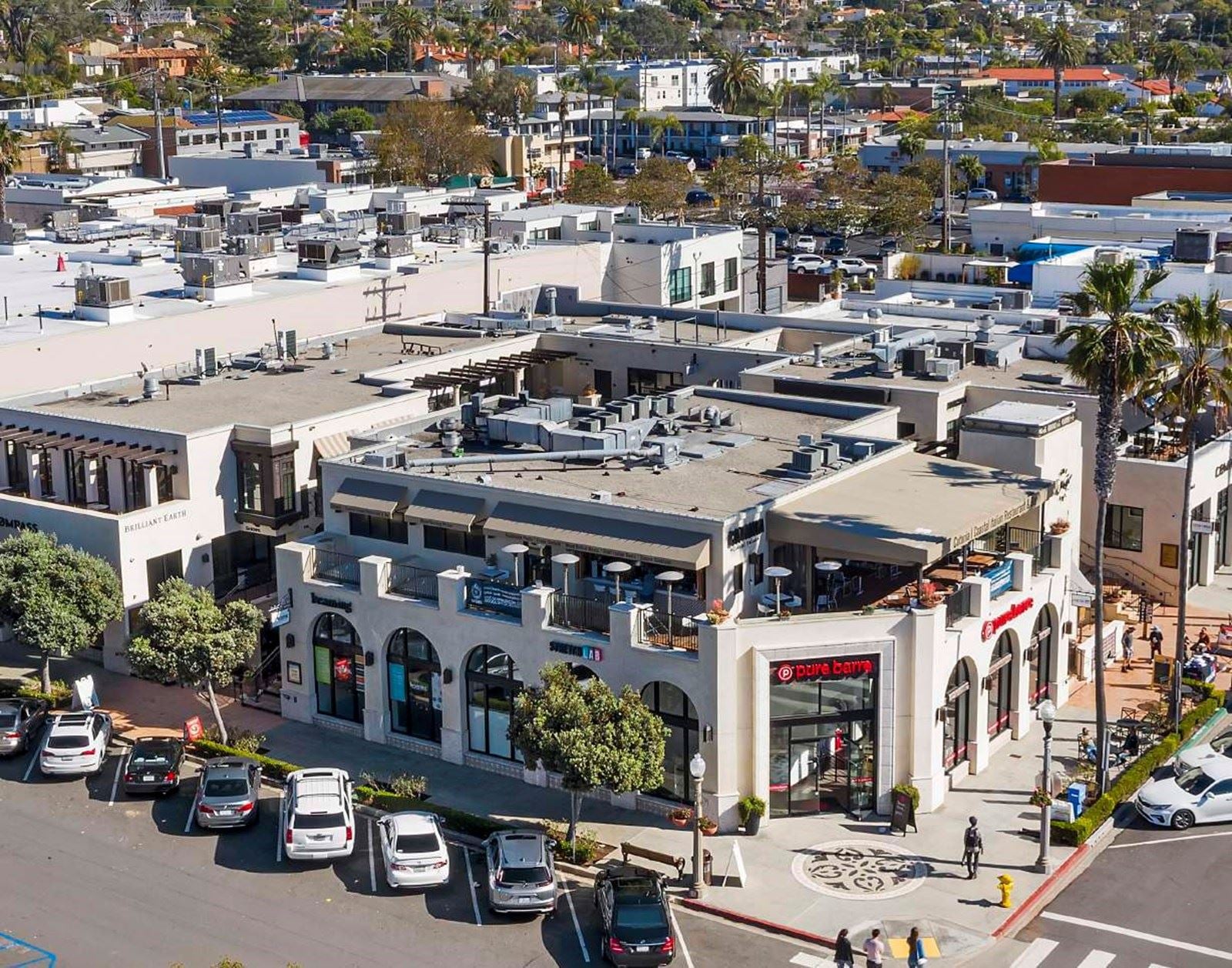 La Plaza_La Jolla_Bro