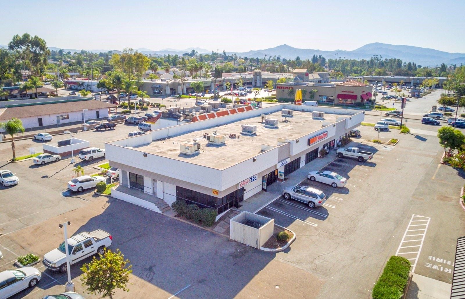 440 W Felicita Avenue_Bro