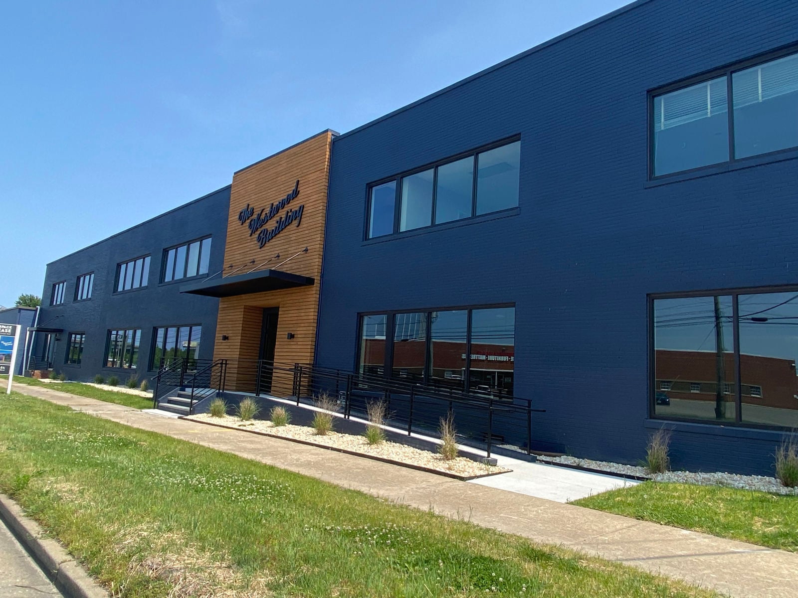 2315-2317 Westwood Avenue - Image 3