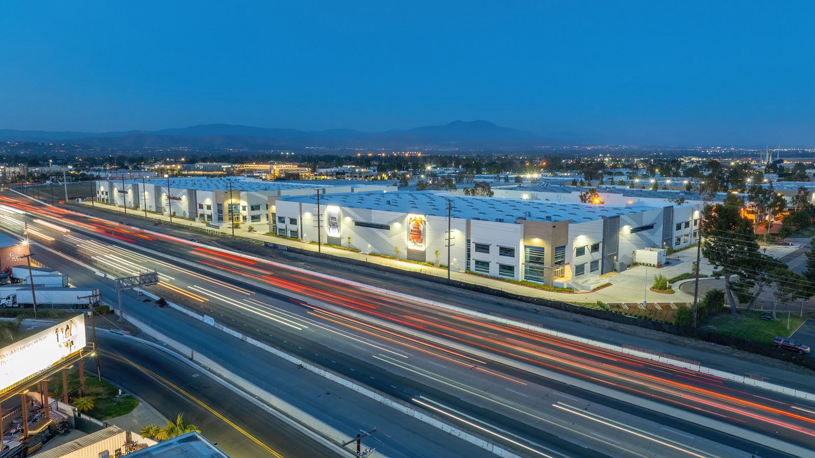 1100 Valencia  1101 Bell Tustin-11