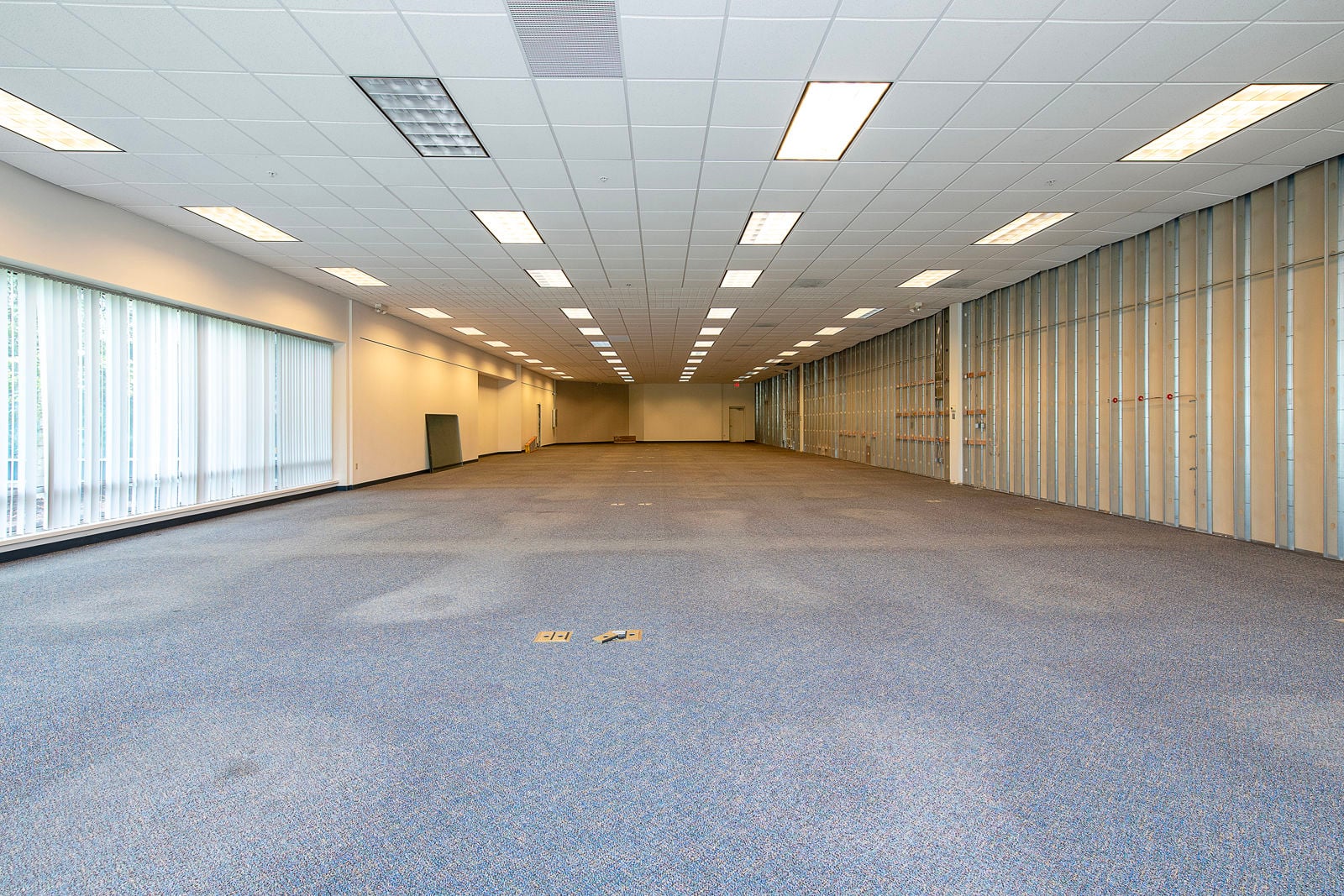 First Class Office/Warehouse/Flex Space 8020 Tyler Boulevard - Image 6