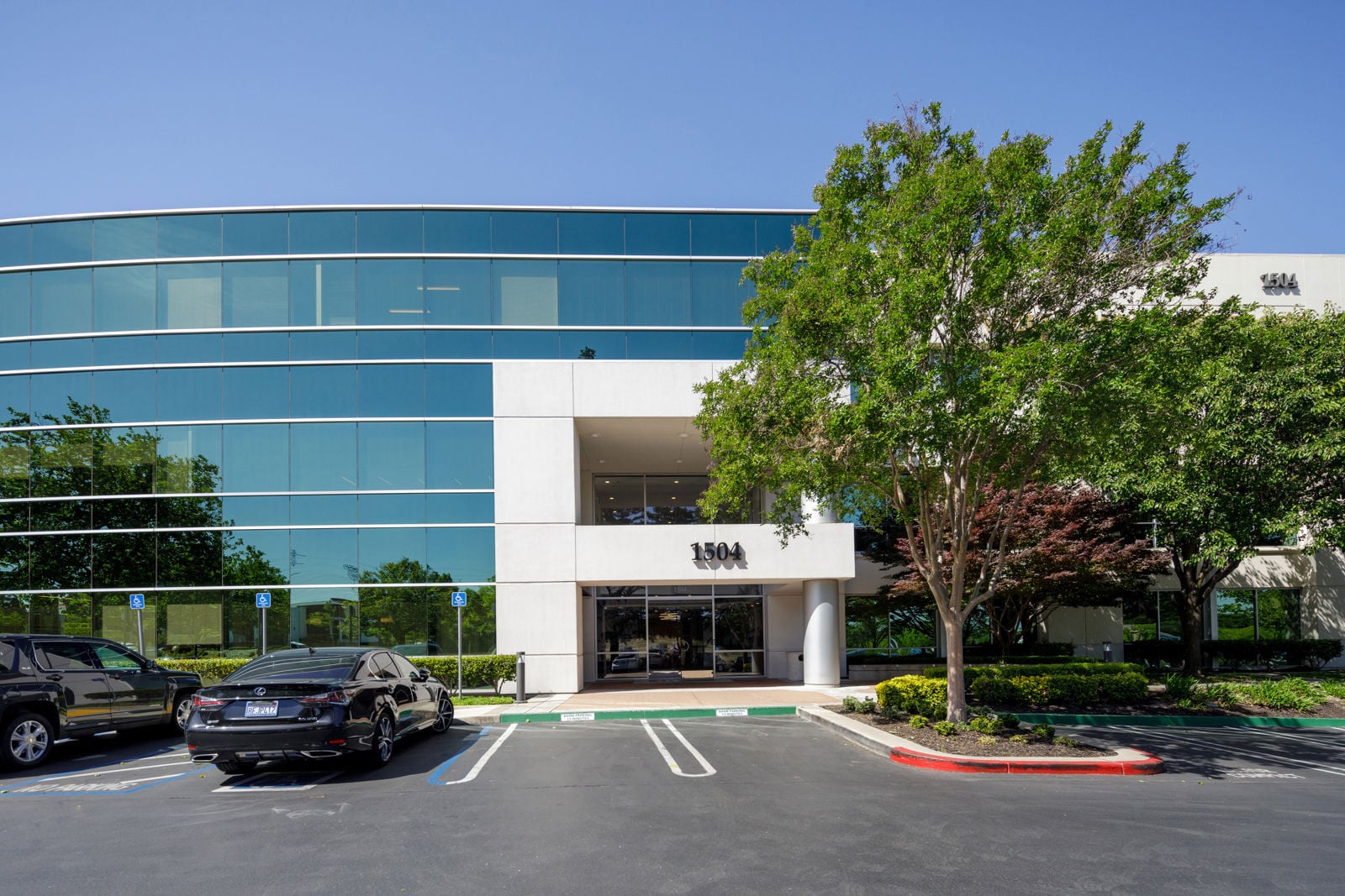 1504 Eureka Rd_Exterior_5D49830