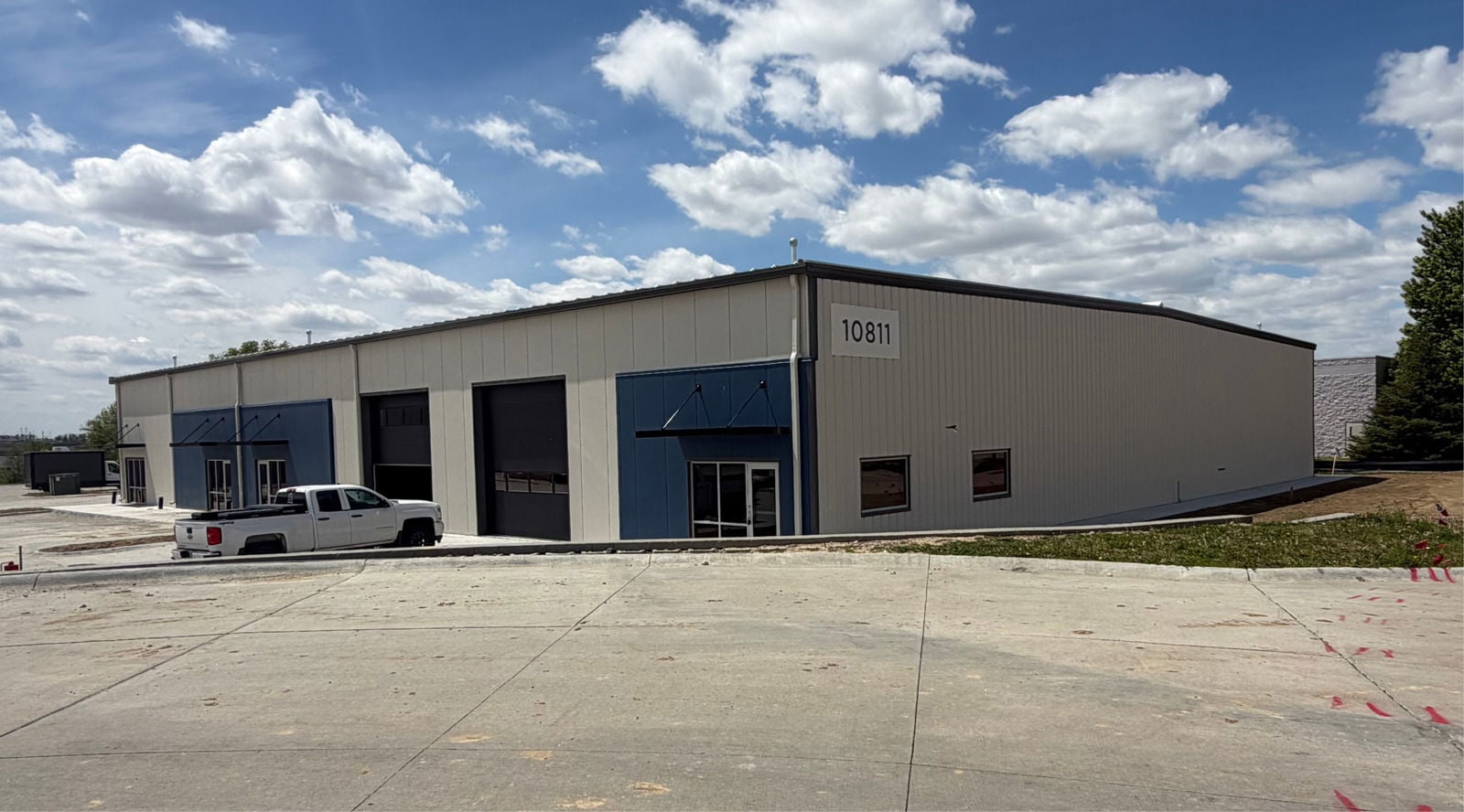 New Olive Street Flex Building + Outside Storage 10811 Olive Street - Image 6