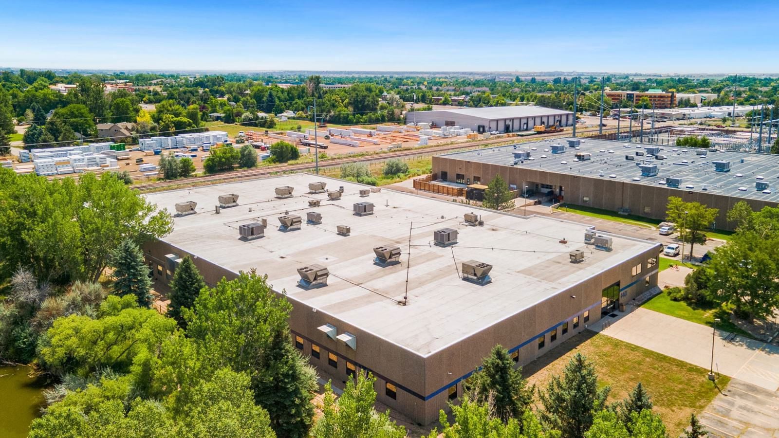 28-web-or-mls-4401 Innovation Dr 28