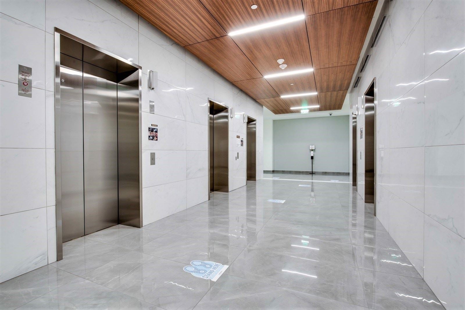 Greenhill Towers 14131 Midway Road - Image 4