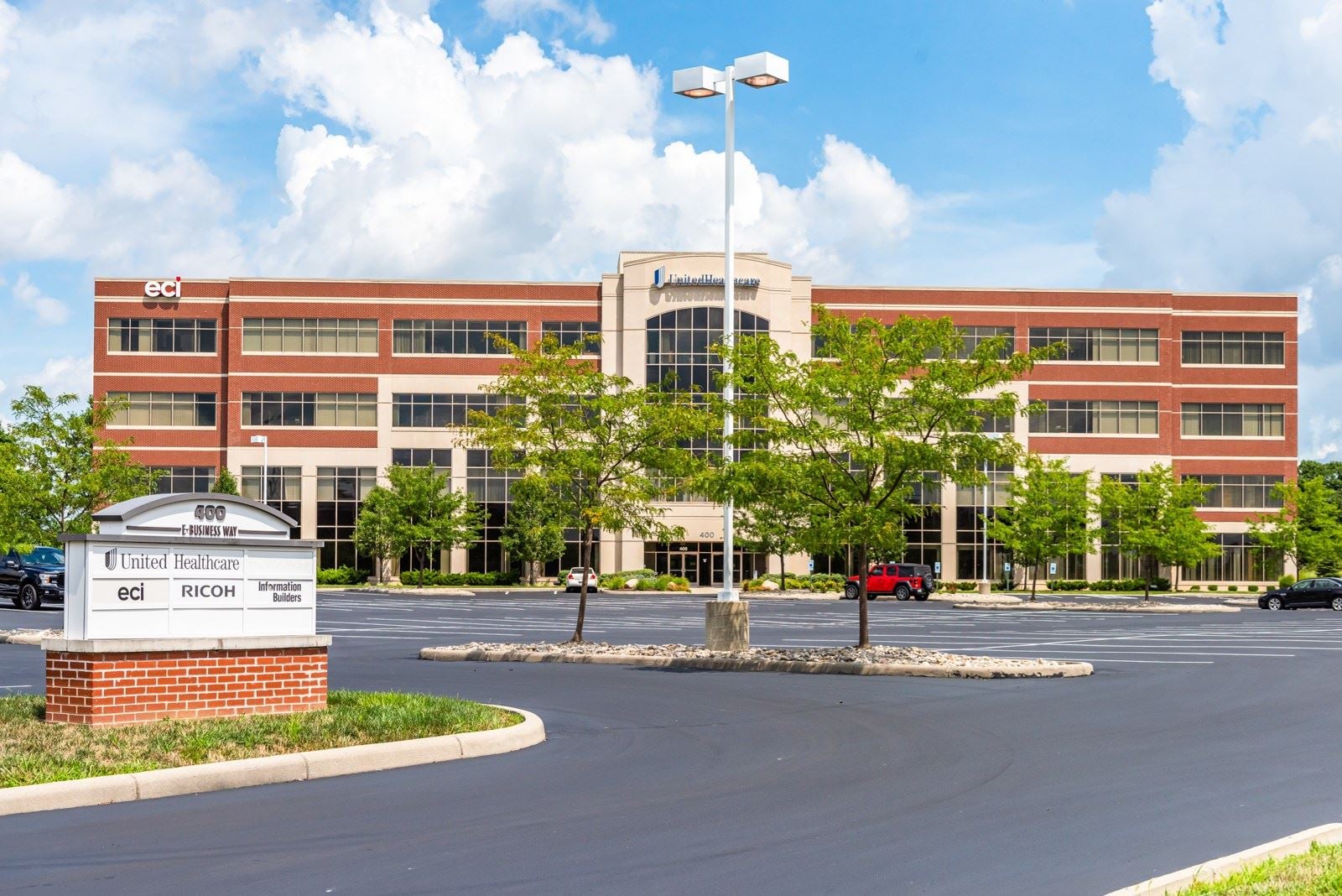 Summit Woods IV, 400 e-Business Way, CBRE NEW PICS #2022 23