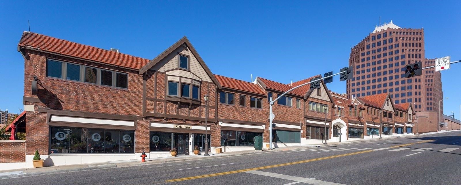 PARKSIDE-PLAZA-EAST-CBRE-BY-JACIA-PHILLIPS-