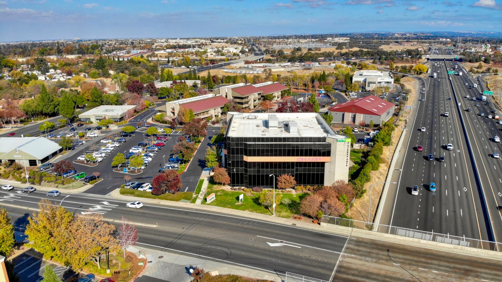 5 Sierra Gate Plaza Roseville-print-017-015-017-4036x2270-300dpi