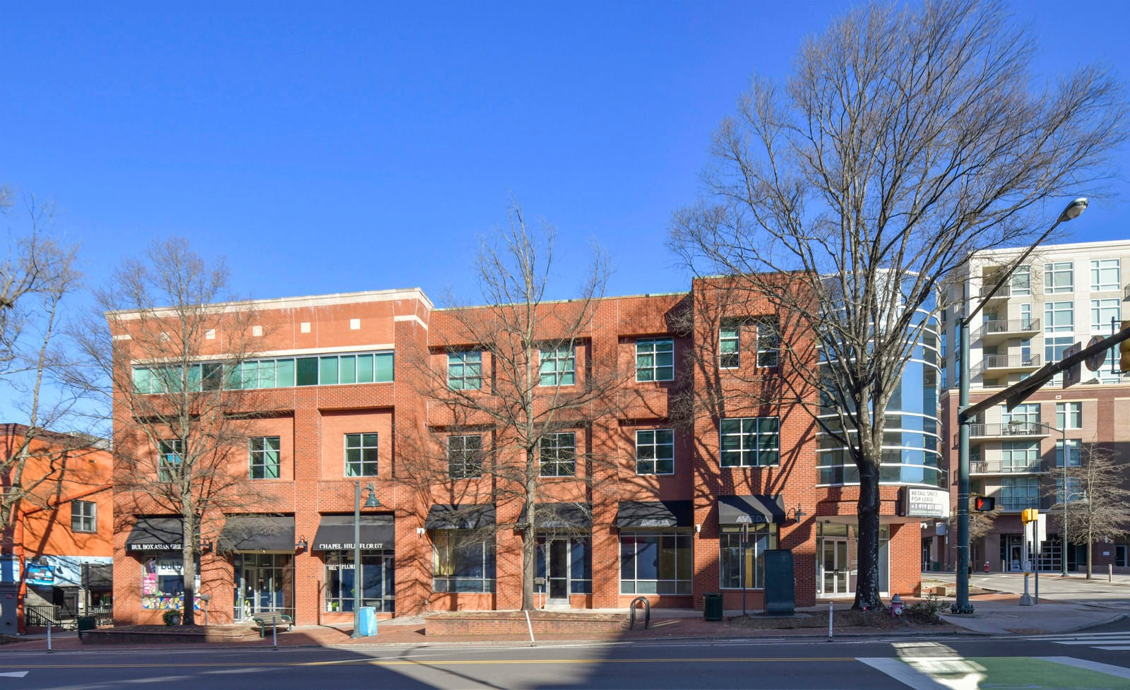 200 W Franklin exterior_02