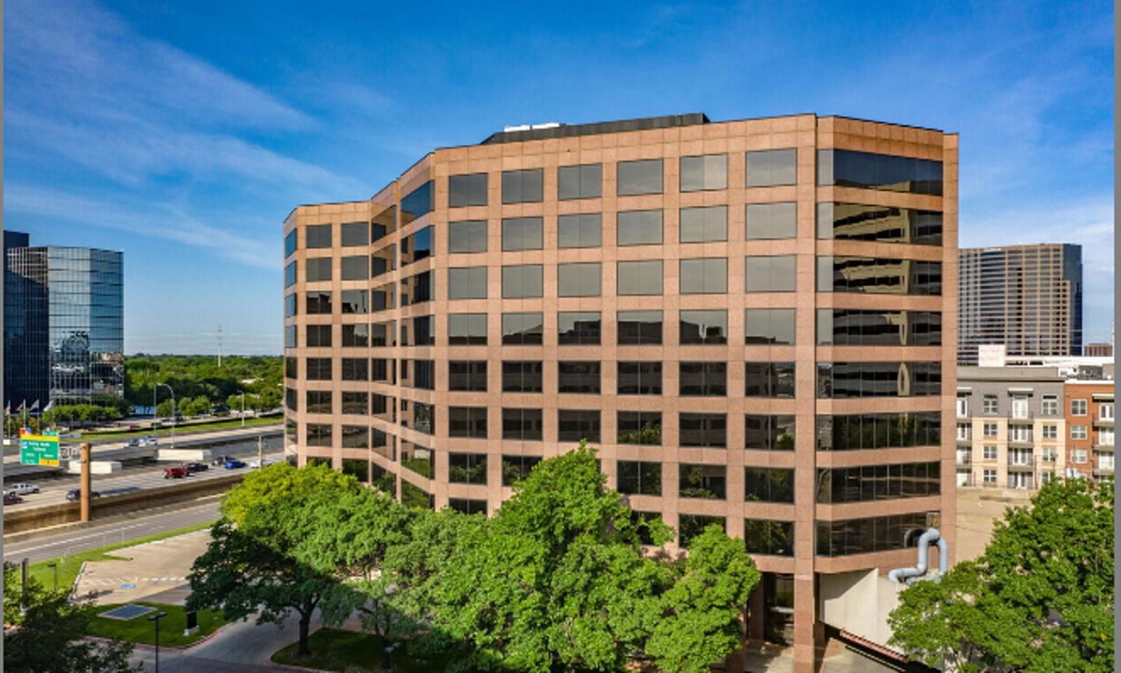 5429 Lyndon B Johnson Fwy (2).PNG