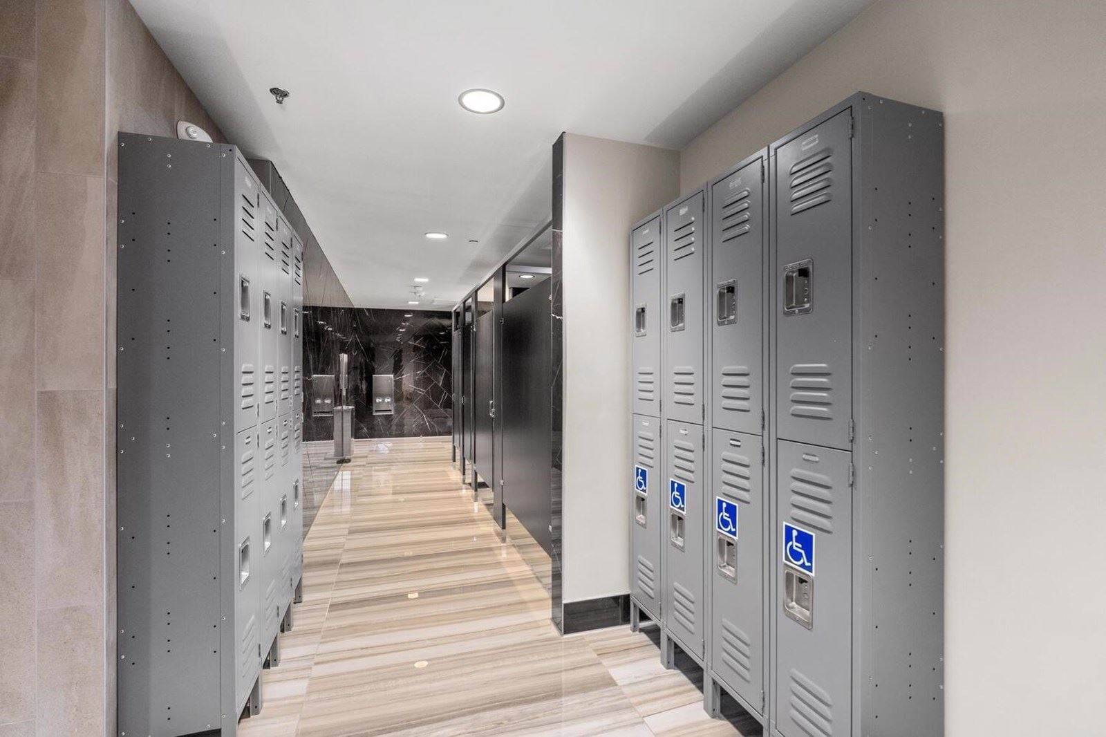 247 E Nees Ave Fresno CA 93720-large-015-018-Bathroom-1500x1000-72dpi