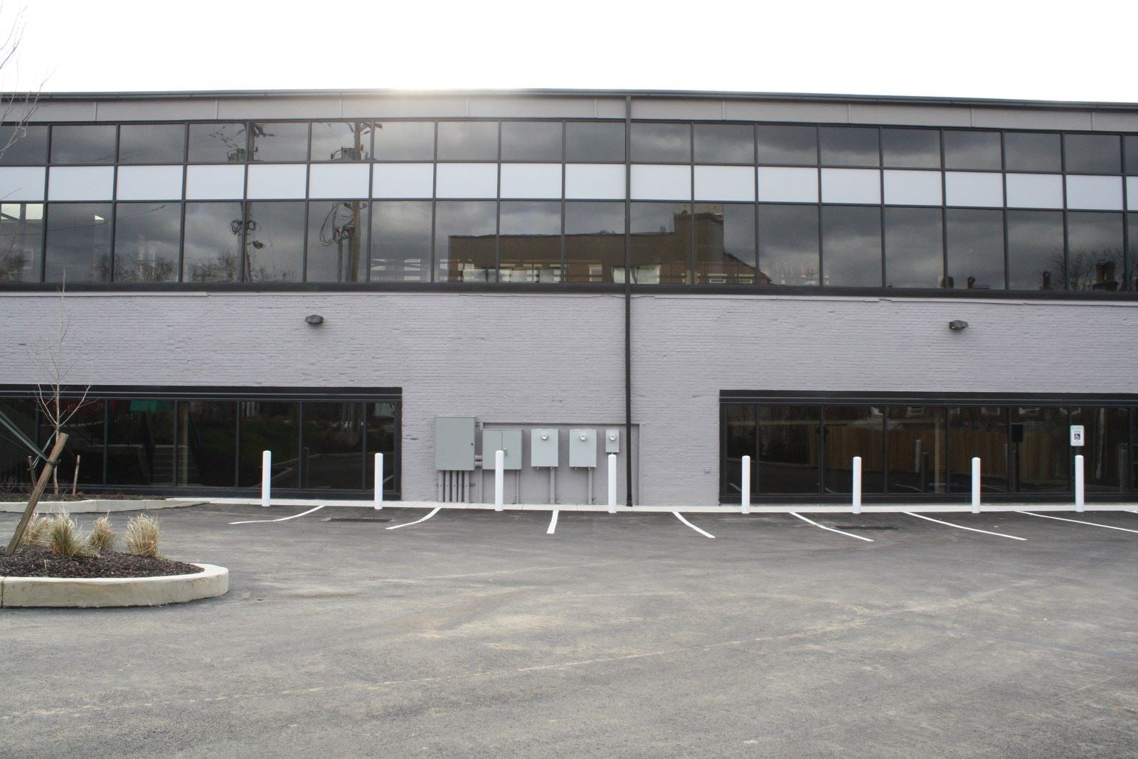 Rear of Building & Parking.JPG