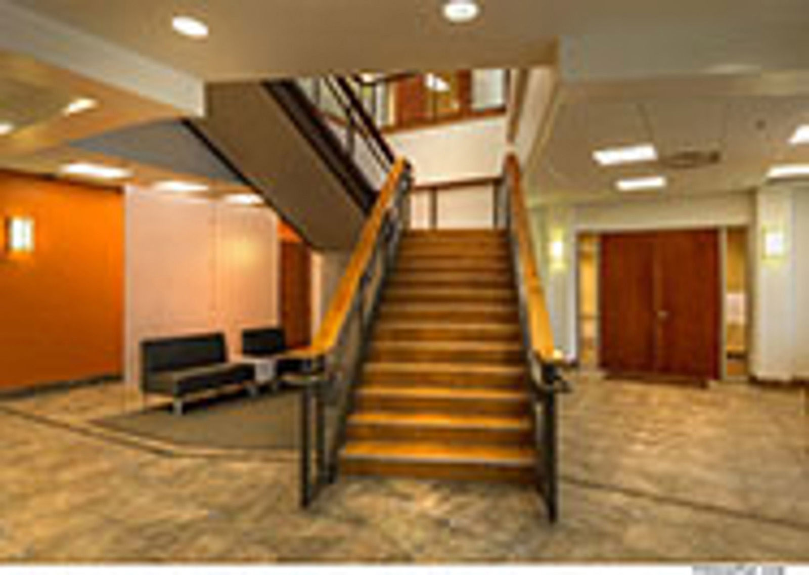 10615 Professional - Interior 