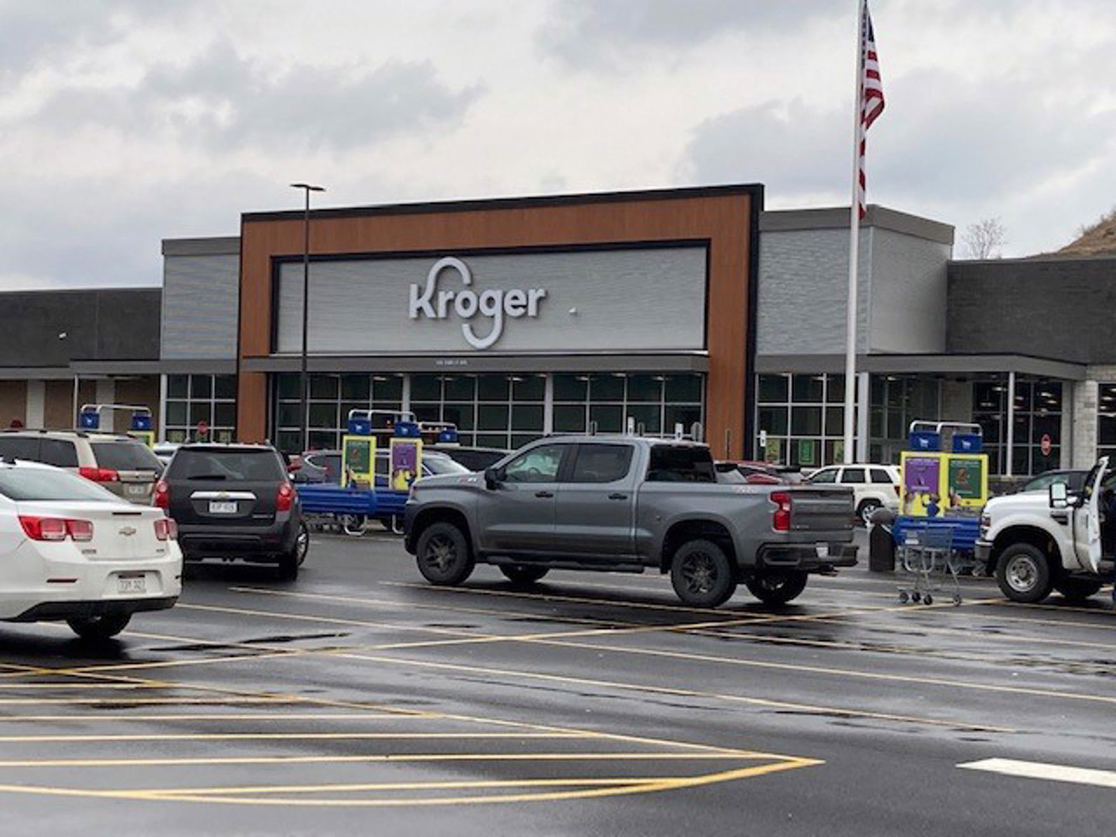 Eastpointe Kroger Storefront