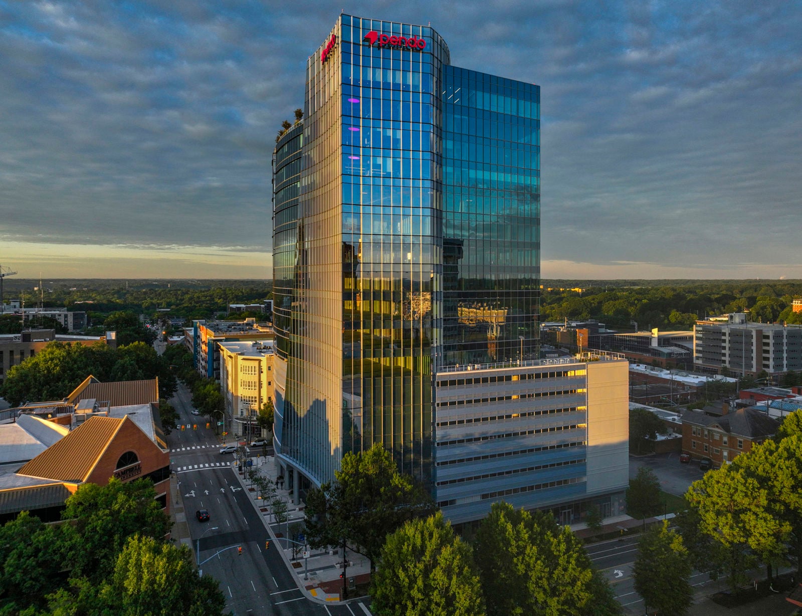 301 Hillsborough-22-0831-04 exterior