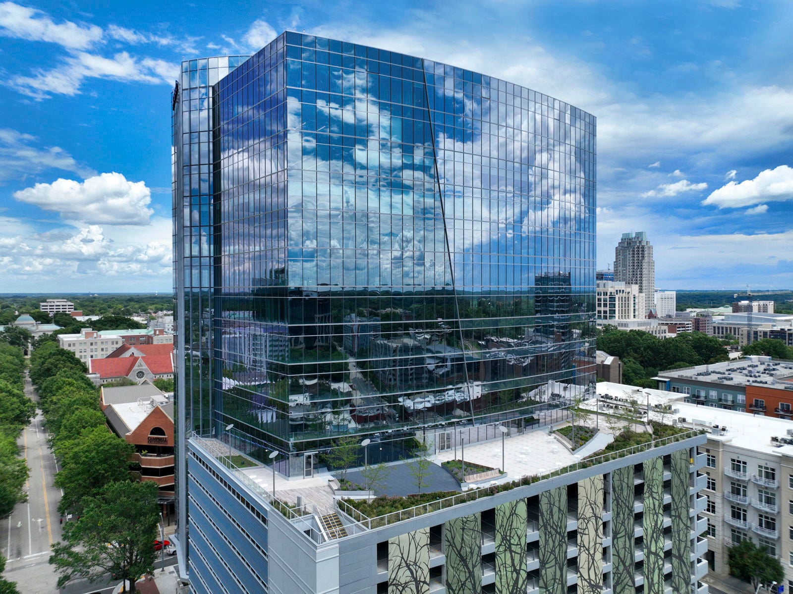 301 Hillsborough-249-22-0701 exterior