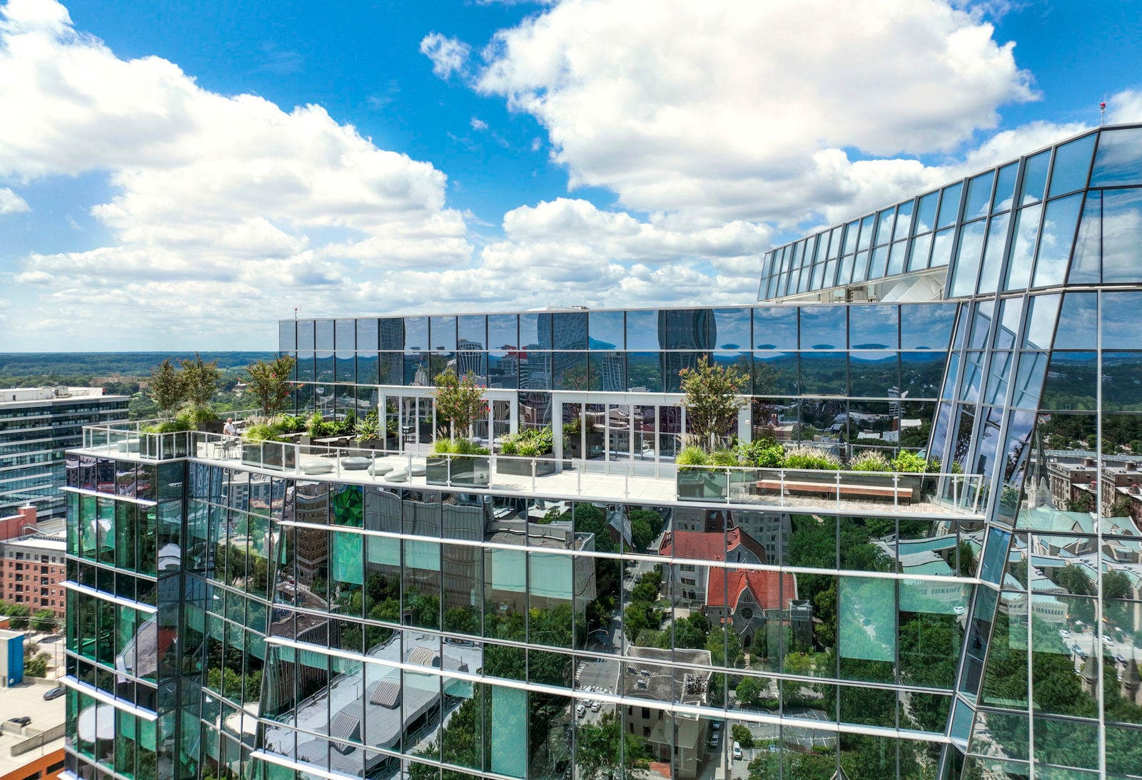 301 Hillsborough-22-0831-03 exterior roof terrace
