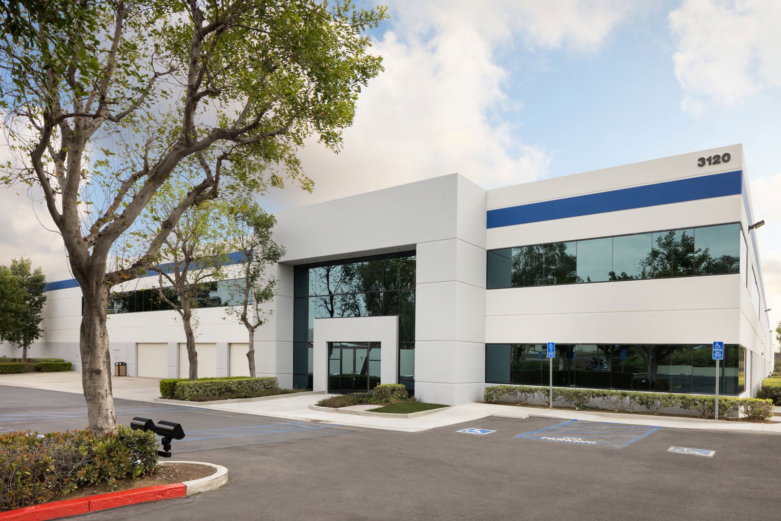 299-MM3_8172-1-dermody-3120-e-mission-blvd-ontario-CA-03-14-21-millermillerphotography-edit