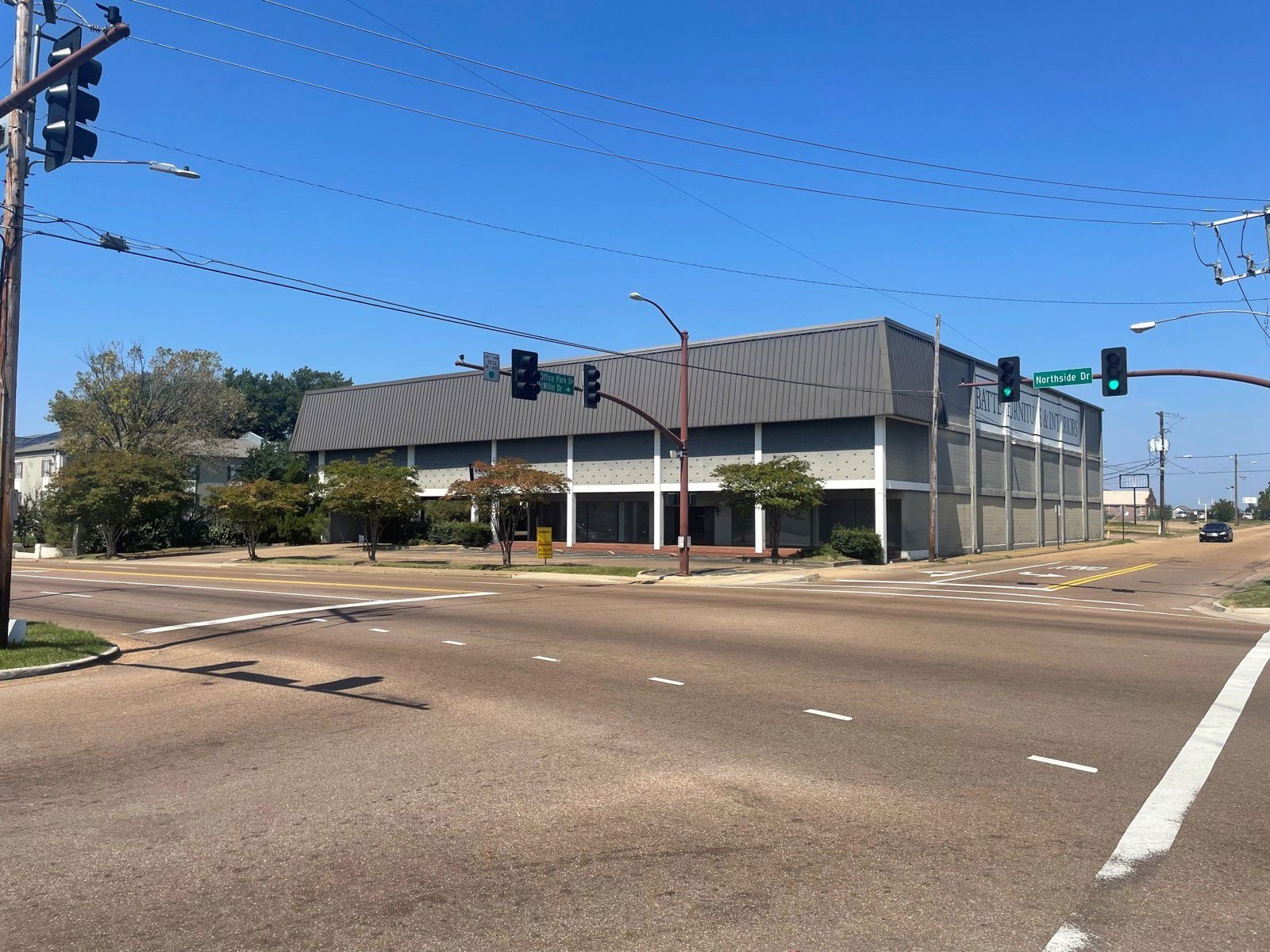 1010 E. Northside Dr.