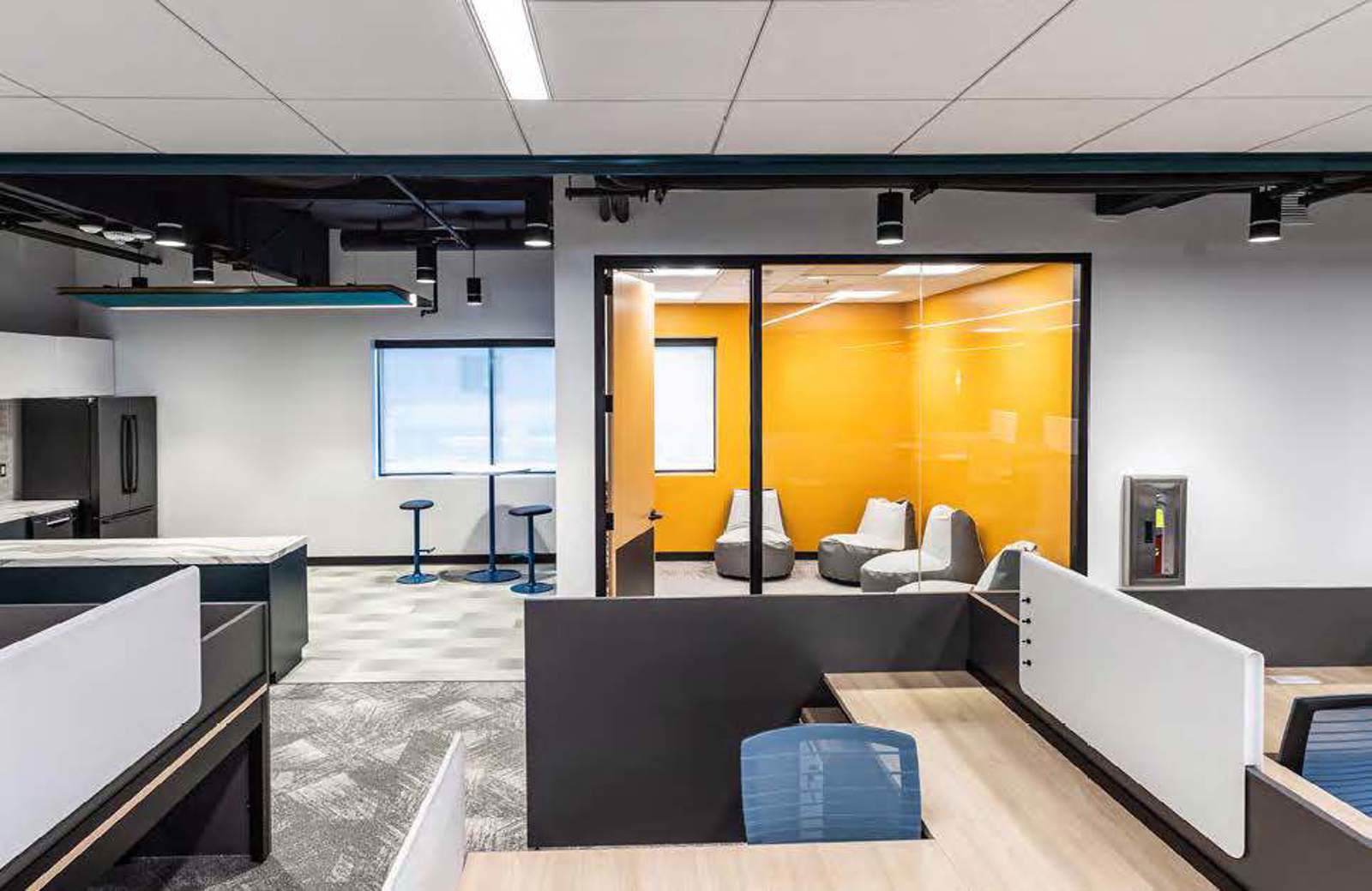 Embarcadero Labs  2440-2470 Embarcadero Way & 2275 East Bayshore Rd - Image 11