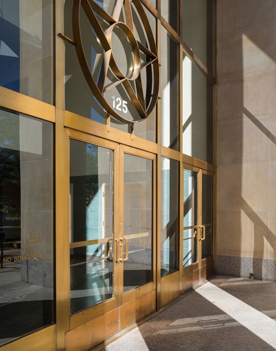 125 Rampart front door