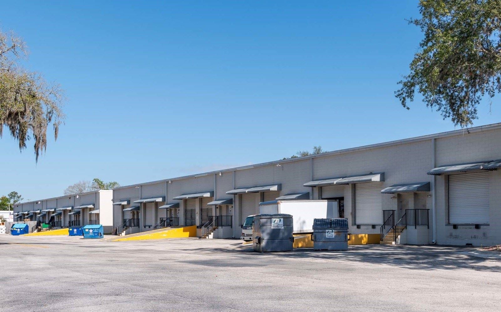 CBRE - Baycenter Commerce-4255