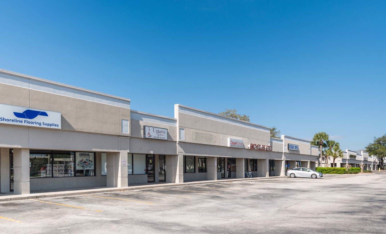 CBRE - Baycenter Commerce-4239
