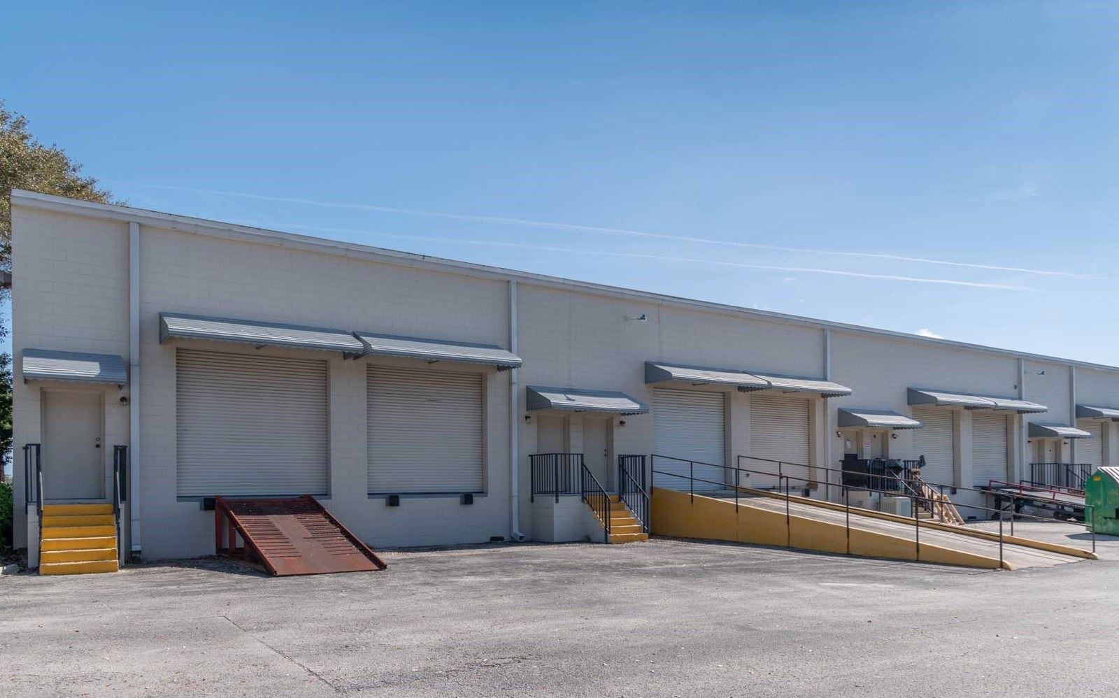 CBRE - Baycenter Commerce-4256