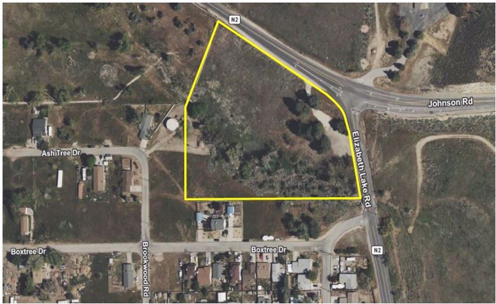 Elizabeth Lake  Johnson Rd-Brochure_Outline