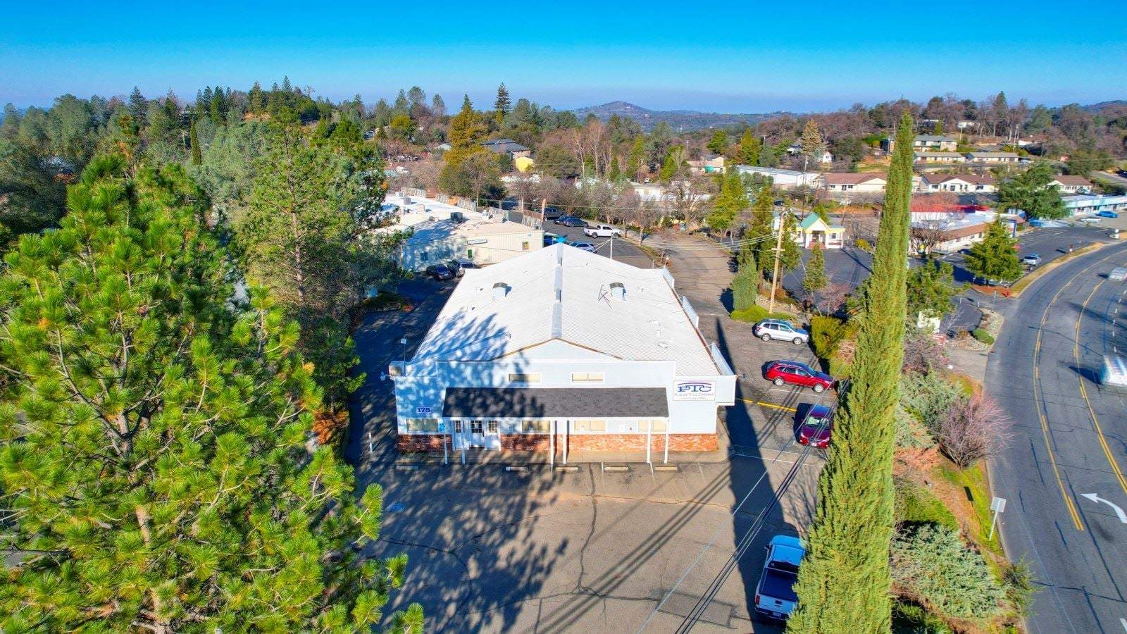 16-aerial-Z9GaLJgpddzZGyAdw4