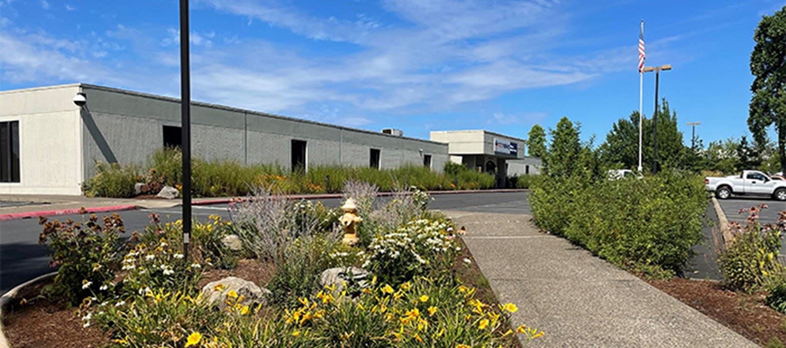 sized main photo 3601 sw murray