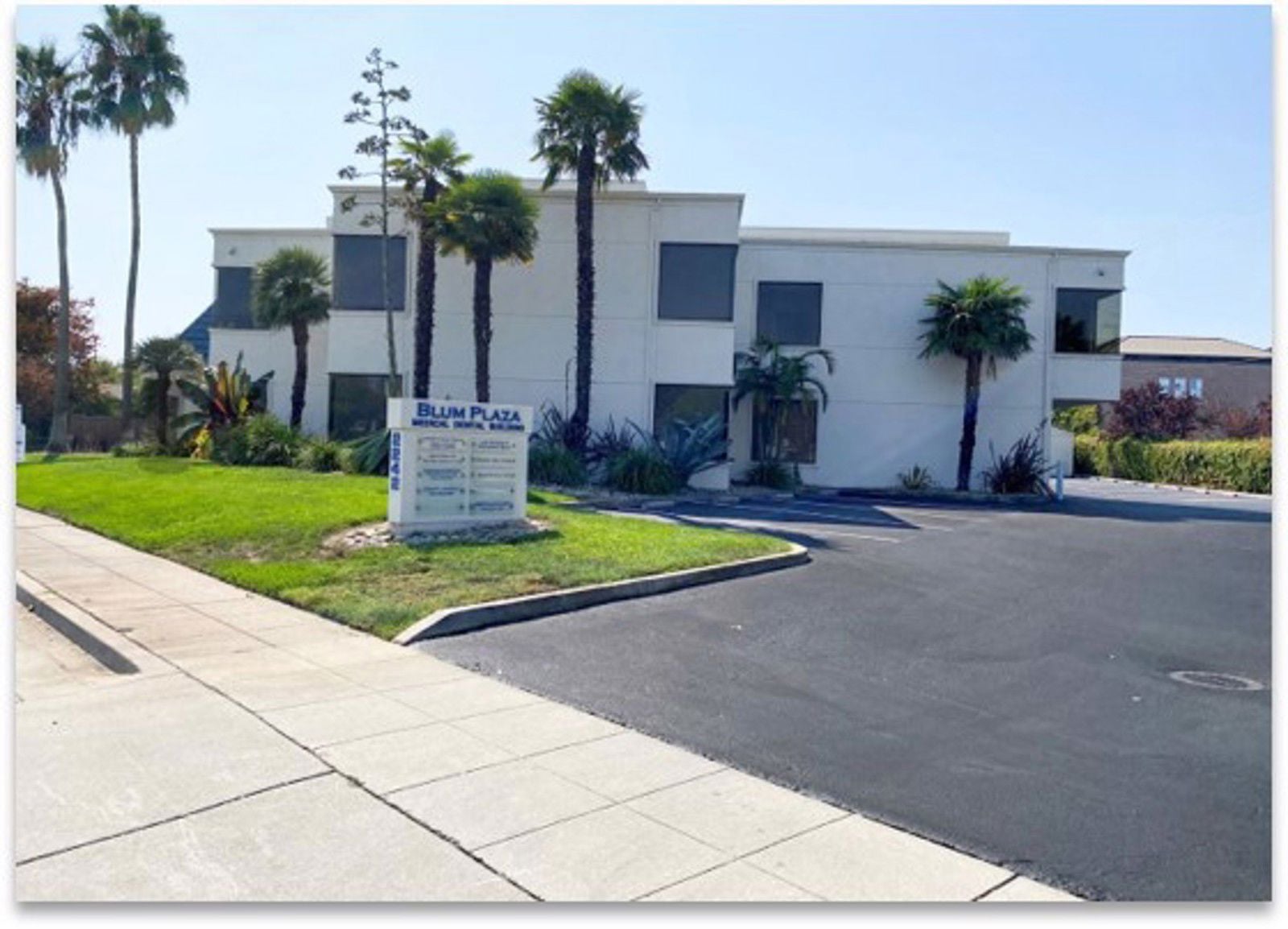 Bldg & Signage Photo