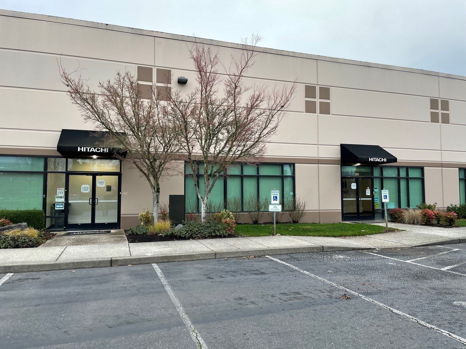 pic exterior entrance