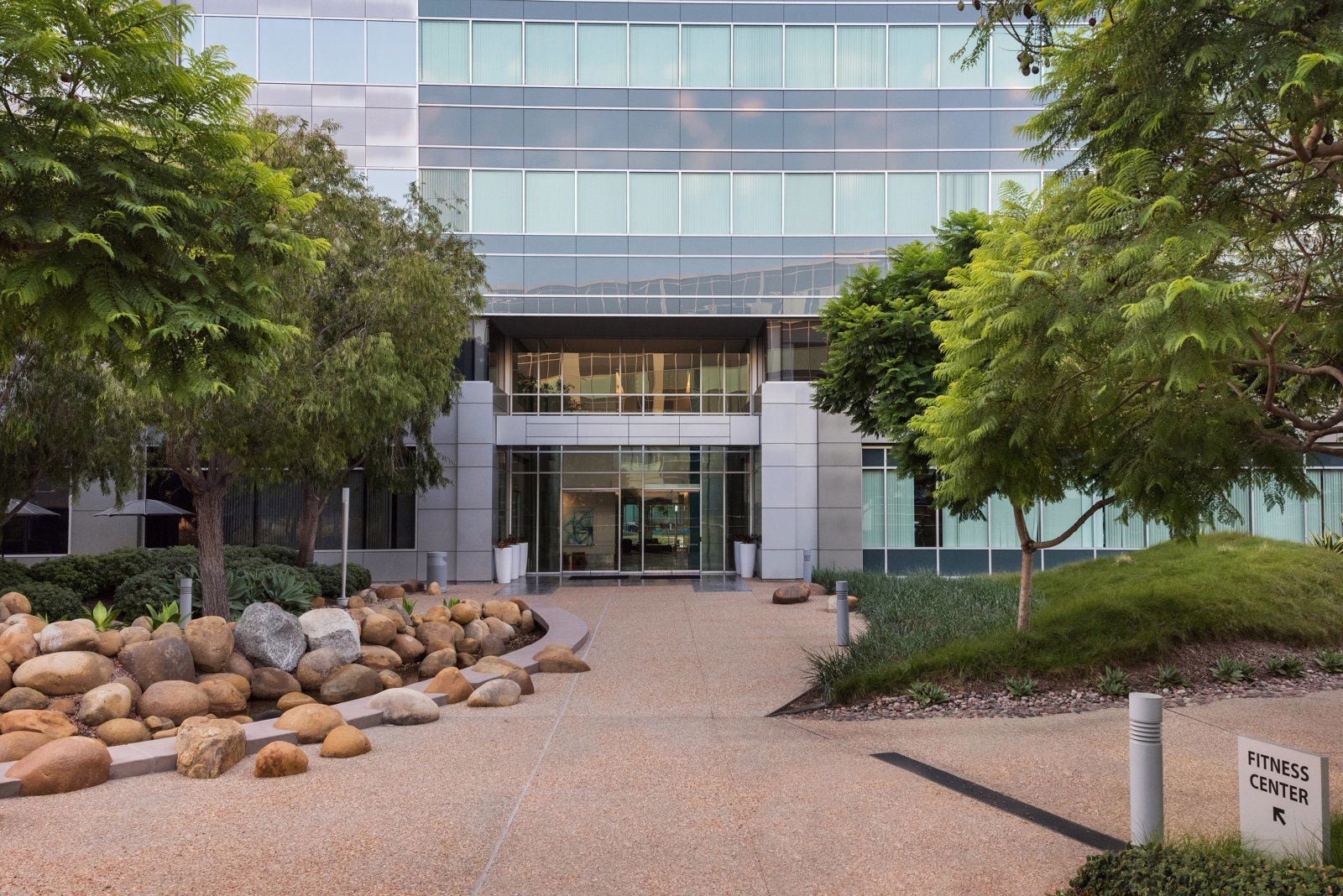 Kilroy Centre Del Mar 3579-3811 Valley Centre Drive - Image 2