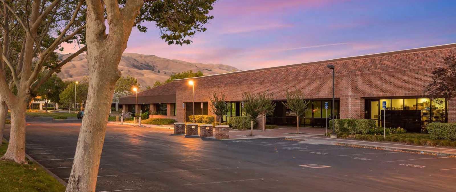 3400-3450_W_Warren_Avenue 2