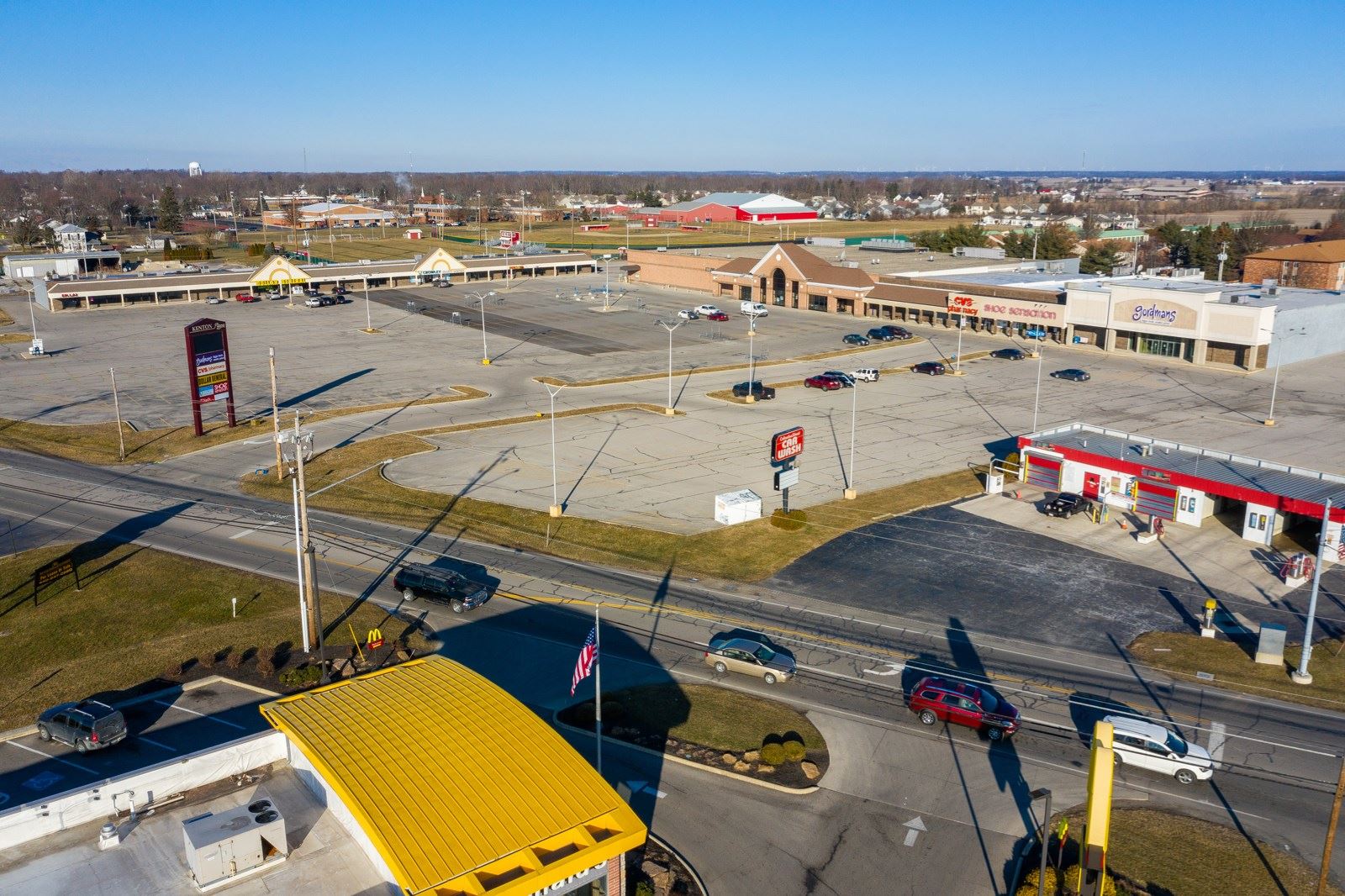 955-991 E. Columbus St., Kenton OH 43326-0326