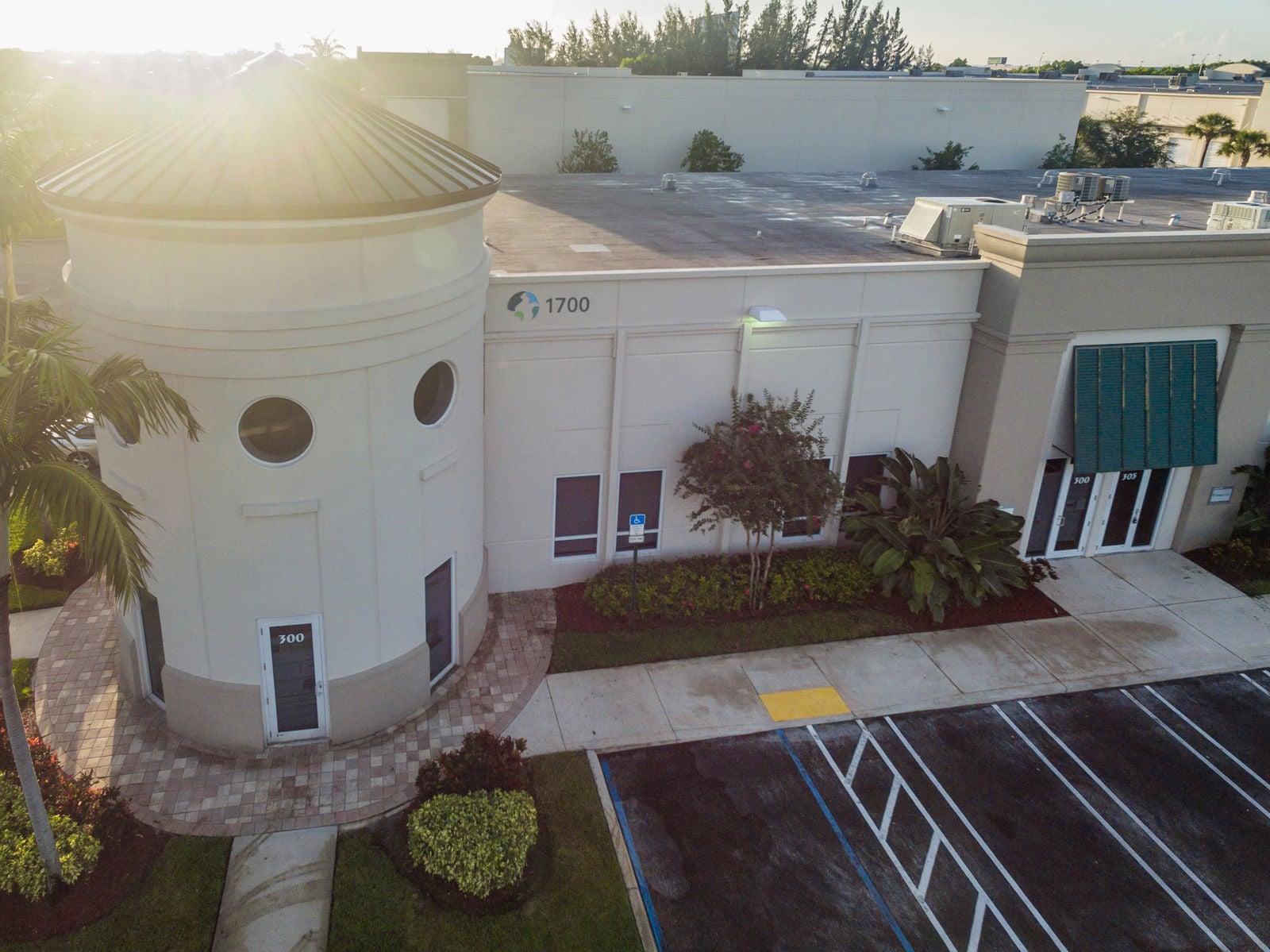 Prologis Pompano Center 3_Front Corner