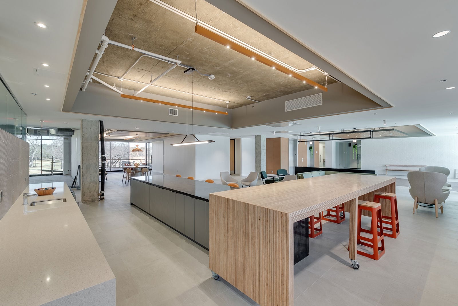 5485 Belt Line Road Addison common areas-8